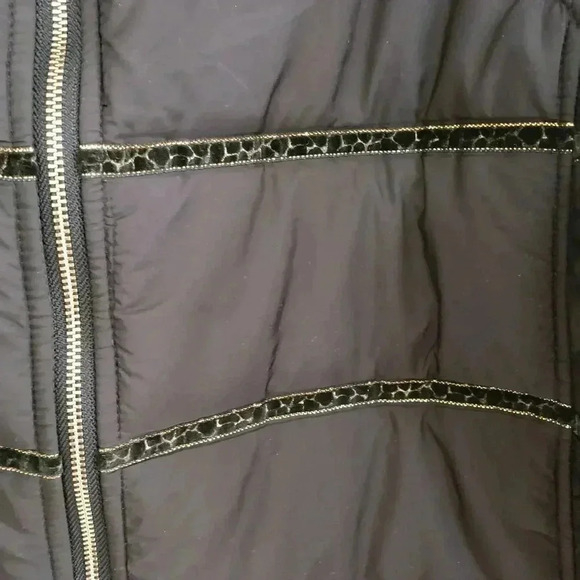 Chico's Reversible Puffer Jacket Black/Animal Print - Picture 4 of 6
